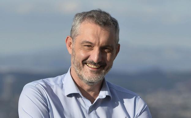 Urralburu constituye hoy ante notario el partido Más Región La Verdad